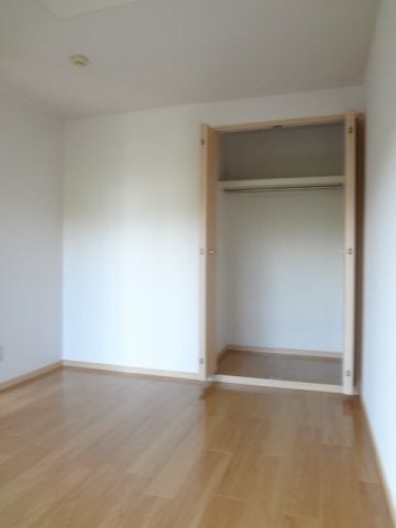 広住グリーンハイツⅡの収納