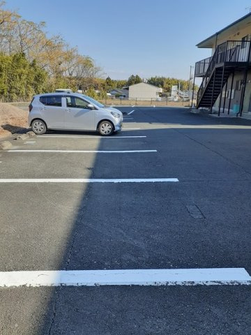広住グリーンハイツⅡの駐車場