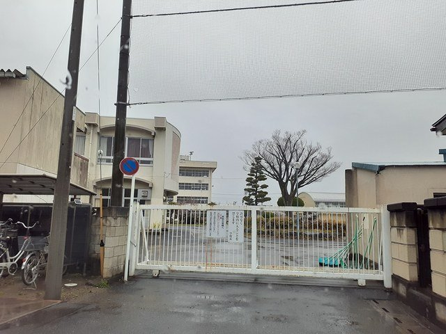 グラン　ソレイユの周辺|幸手中学校まで428m
