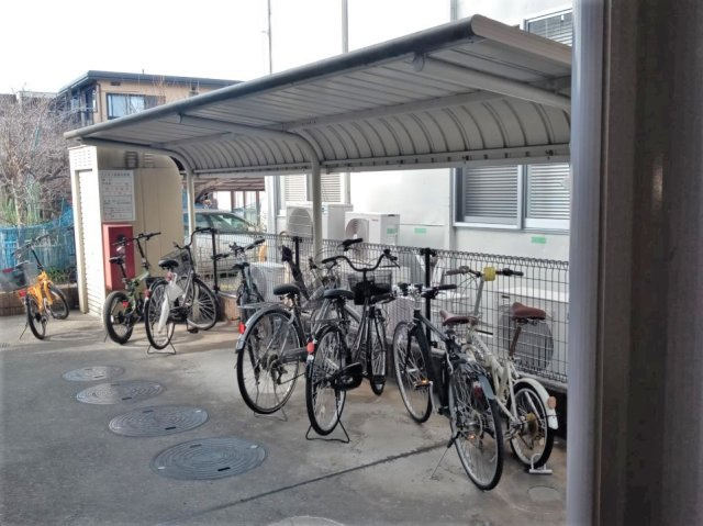 レオパレスベルウッドのその他|自転車置き場