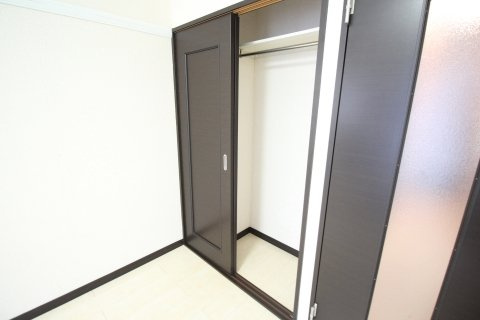 レオネクスト風の内装