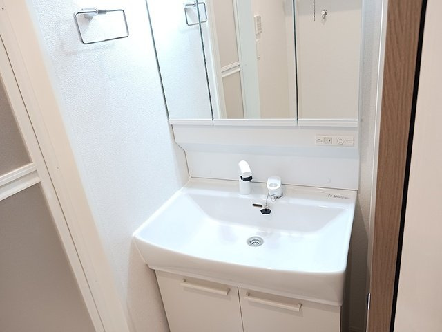 アンフィニ　アムールⅠの洗面所