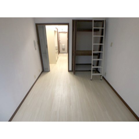 フロンティアⅢ　Ｄ棟の内装