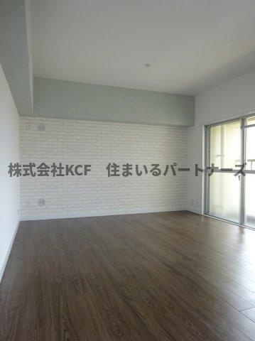 第17上野ビルの洋室|使い勝手のいい洋室です