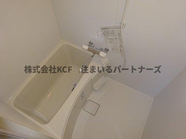 第17上野ビルの浴室|日々の疲れを癒すお風呂付です