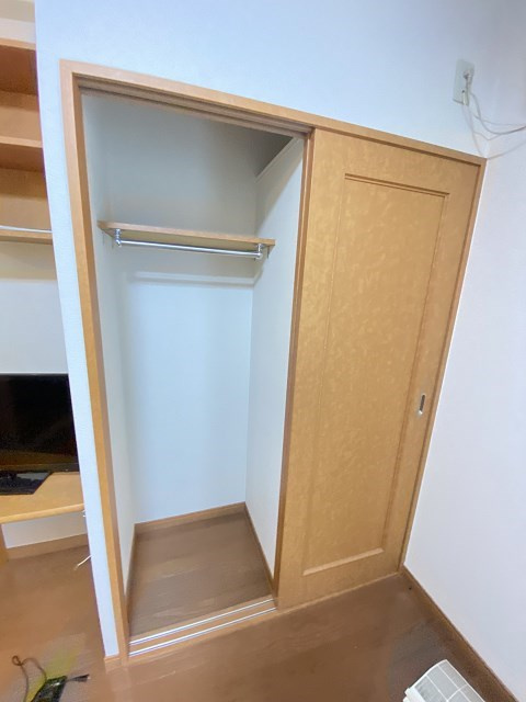 尼崎市西川２丁目のアパートの収納