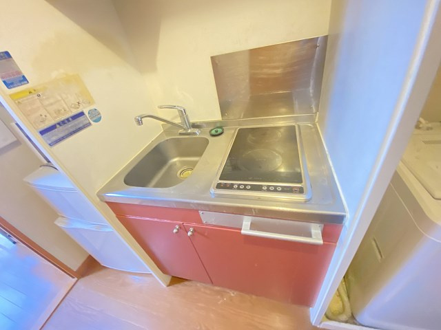 尼崎市西川２丁目のアパートのキッチン