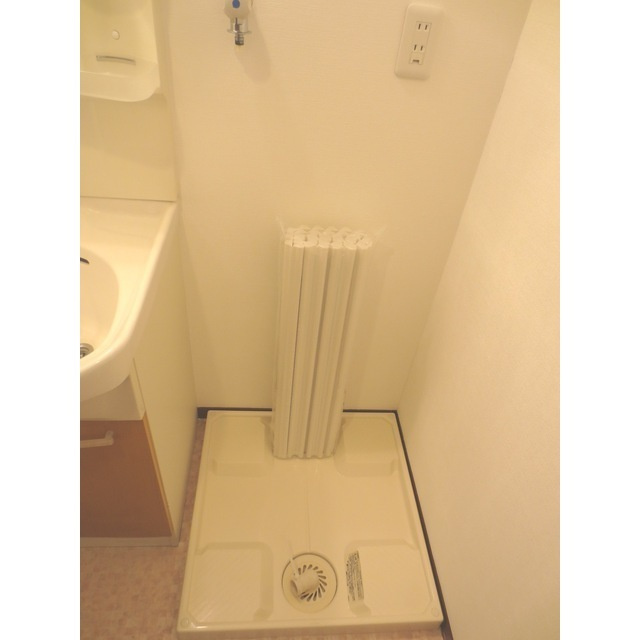 メゾン・ラフィーネの設備|同建物内別のお部屋の参考写真になります。