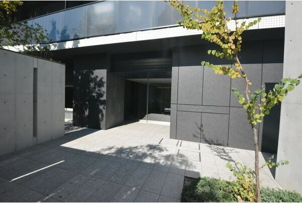 オープンレジデンシア名古屋駅THE COURTの外観パース