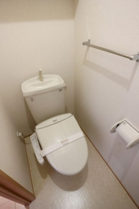 グランドソレイユ　Ａ棟のトイレ|落ち着いたトイレです