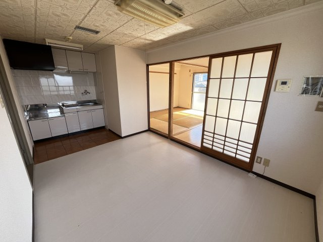 ステーションハイツの内装