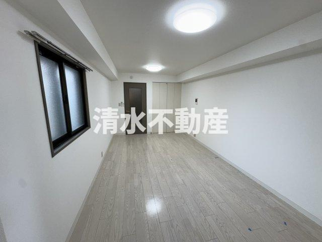 江古田駅1分マンションの居間・リビング|【仲介手数料無料】ご内見は清水不動産までお気軽にお問い合わせ下さい。