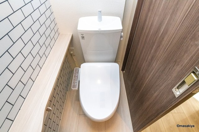 ルーチェのトイレ|写真は同じ大和ハウス施工の参考写真です。色・仕様は異なります。