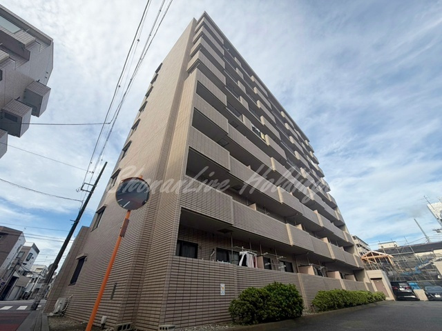 川崎市川崎区中島２丁目の賃貸マンションの外観