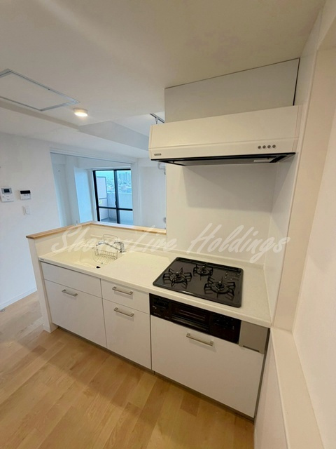 川崎市川崎区中島２丁目の賃貸マンションのキッチン|人気のカウンターキッチン♪