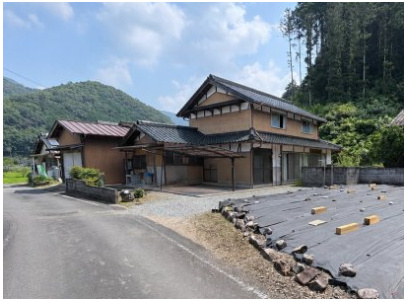 丹波市柏原町上小倉の中古一戸建の外観