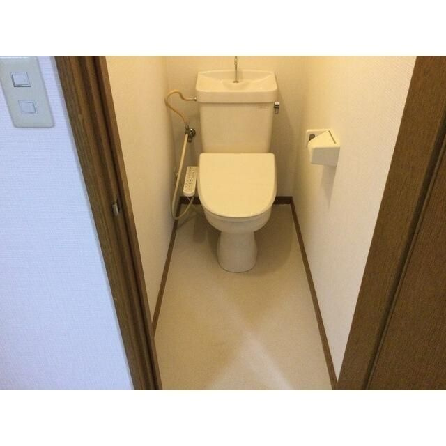 コートハウスグレのトイレ