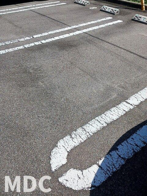 ポワールⅠの駐車場