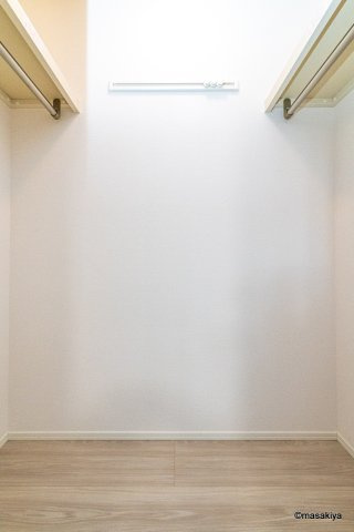 ルーチェの収納|写真は同じ大和ハウス施工の参考写真です。色・仕様は異なります。