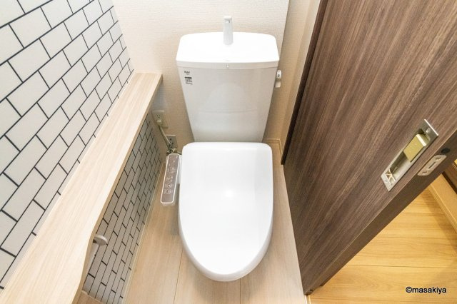 ルーチェのトイレ|写真は同じ大和ハウス施工の参考写真です。色・仕様は異なります。