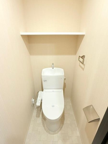 ＣＯＣＯ－ＣＨＩＬＬ　ＫＡＭＥＡＲＩのトイレ|ゆったりとした空間のトイレです