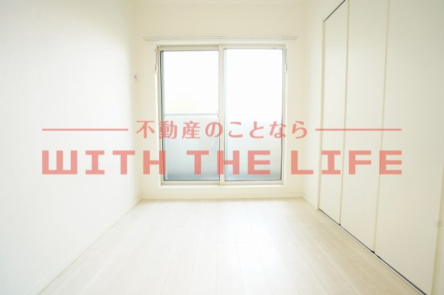 Wellith（ウェリス）花畑【10,000円キャッシュバック対象物件】の洋室|広々とした洋室です