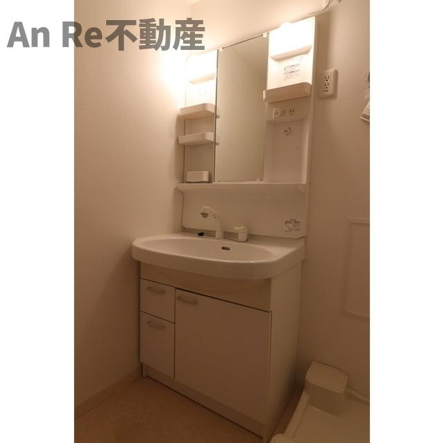 さいたま市緑区大字大門の賃貸マンションの洗面所|別部屋イメージ写真