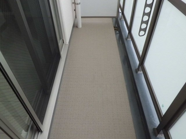 リブリ・T Eastのバルコニー