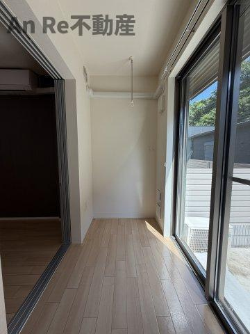 コンプレットの洋室