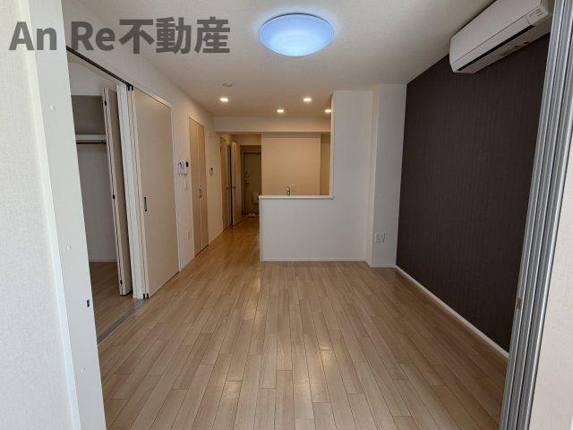 コンプレットの洋室