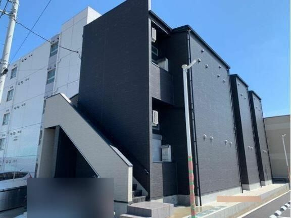 さいたま市緑区美園４丁目のアパート