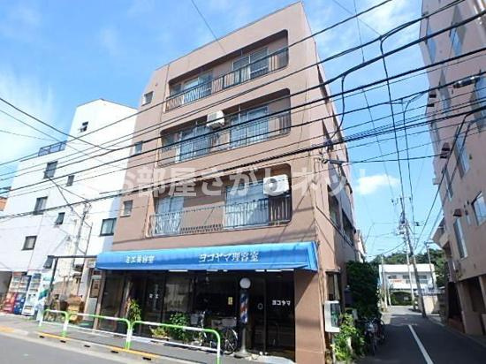 横山マンションの外観