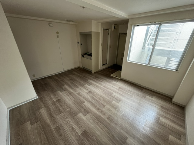 杉並区高円寺北３丁目の賃貸マンションの居間・リビング|こちらの居間で趣味の時間をお楽しみください
