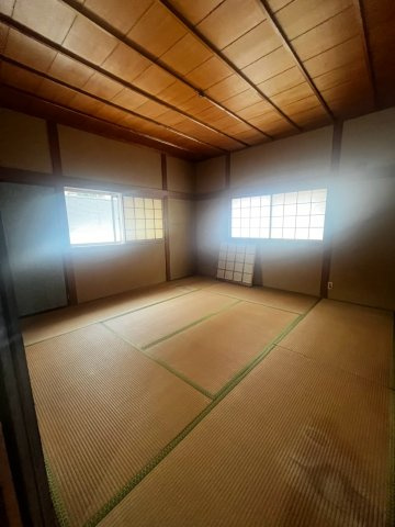 下畑町字石畳戸建の内装