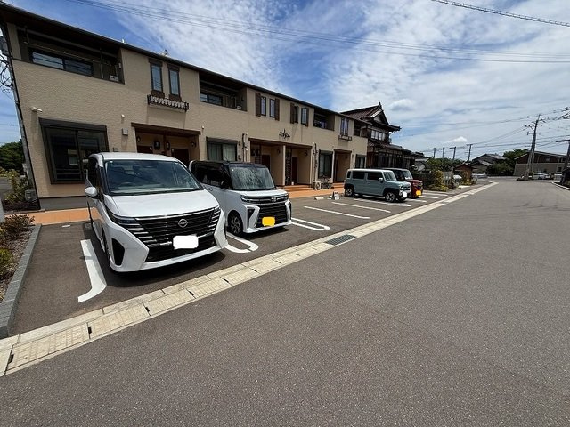 【駐車場】 | メルベージュ伊万里　Ⅰ