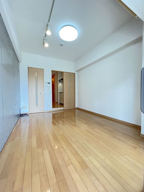 日和マンションの寝室