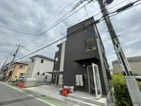 レア松戸のエントランス