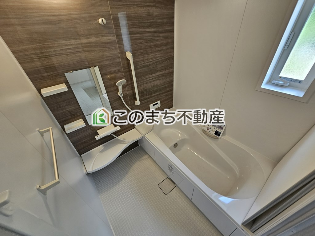いろどりアイタウン栃木市大平町西野田26-P1の浴室