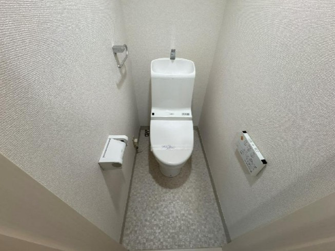 川崎市多摩区三田１丁目の賃貸マンションのトイレ
