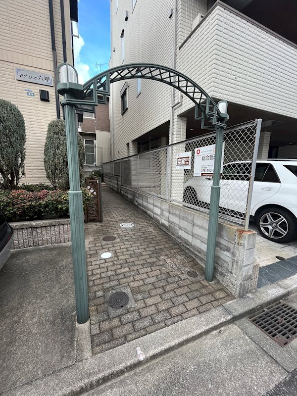 モナリエ六甲のエントランス