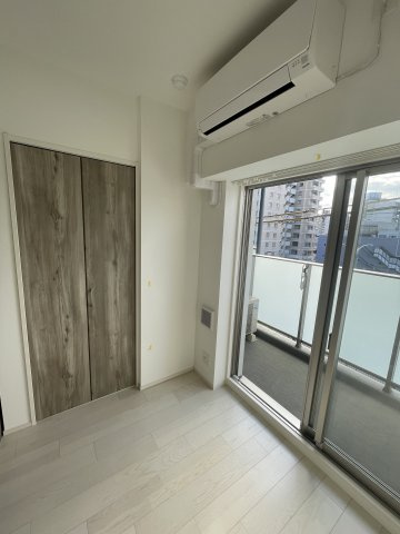 LIVIAZ KOBE LaMerの寝室