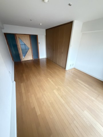 岩北ハイツの寝室