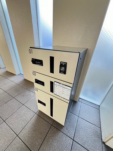 ヒルズ三番町の外観|便利な宅配ボックス完備♪