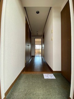 ドール魚崎の玄関