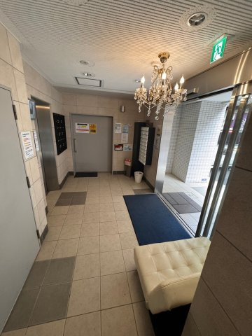 JESUS　SQUARE　nippombashiのロビー