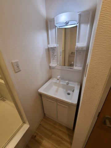 シャレオ上大市の洗面所