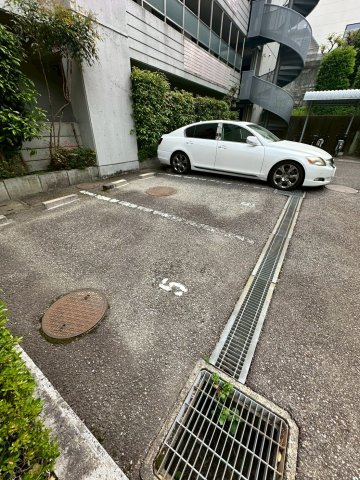 アビタ　コシキイワの駐車場