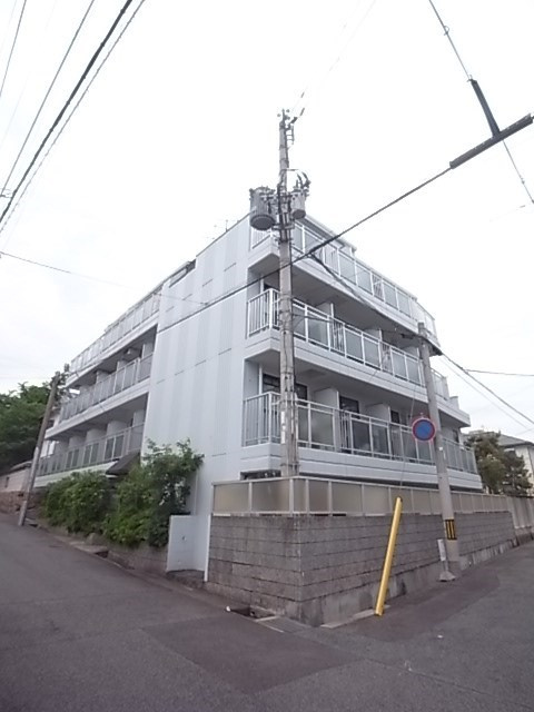 ライフピアモア六甲の外観