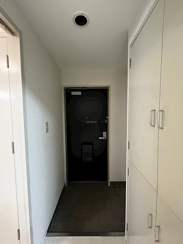 Home Builder Ebisuの玄関