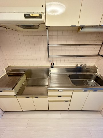 Home Builder Ebisuのキッチン
